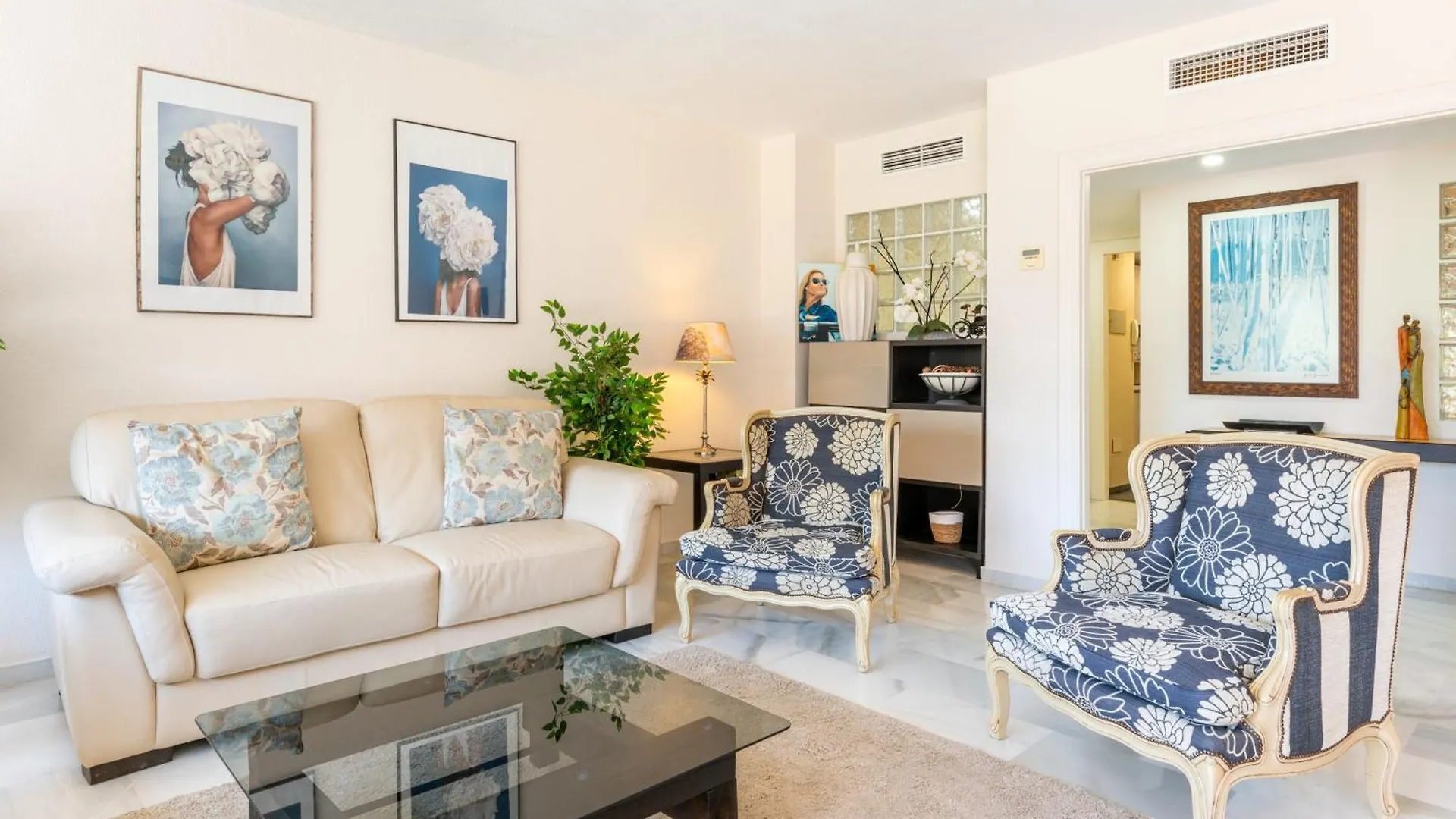 Aquamijas Retreat - Modern Comfort Near Aguamijas Water Park Fuengirola Apartment